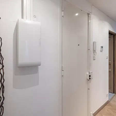 Decorated 2 Bedrooms Air Conditionning, Center Lejlighed Nice